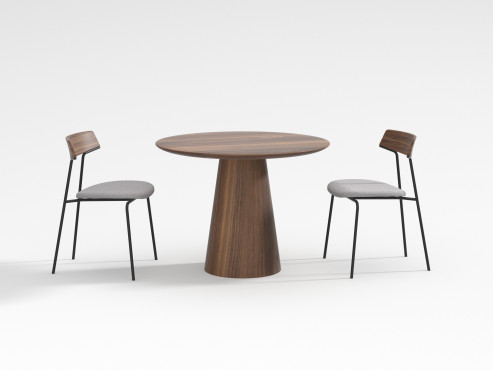 OYO table and ROR chairs