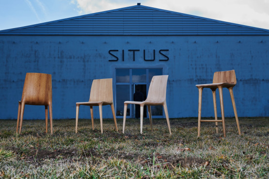 Kvalitní designové židle z masivu. Luxusní nábytek. Vyrobeno českou rodinnou firmou SITUS.