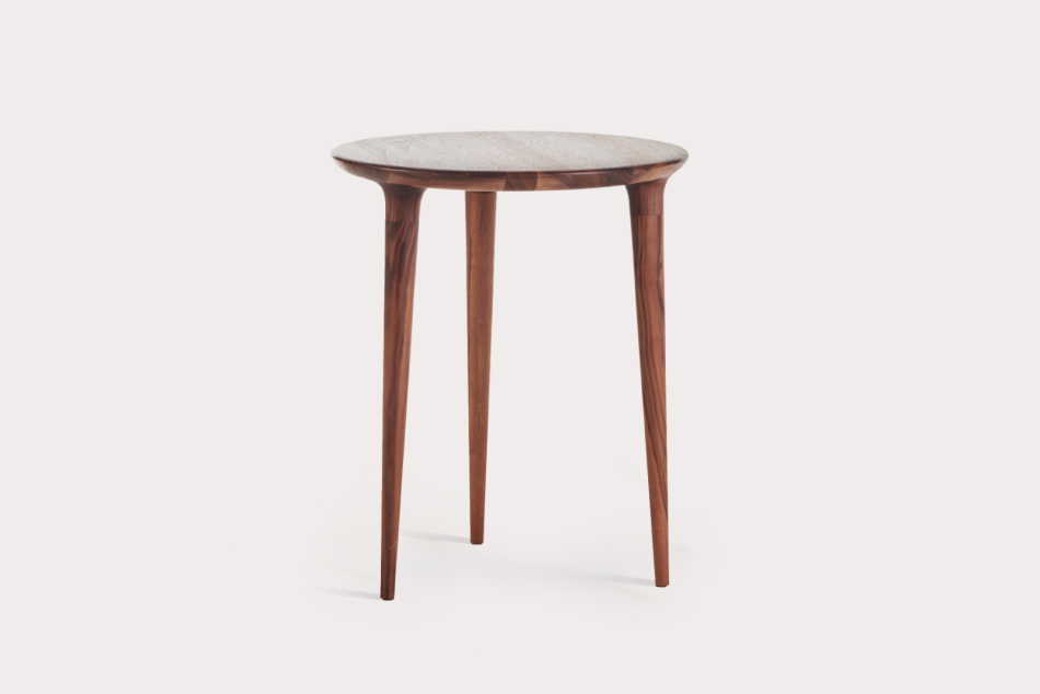 Designový konferenční stolek z masivu. Kvalitní český nábytek. Vyrobeno rodinnou firmou SITUS.