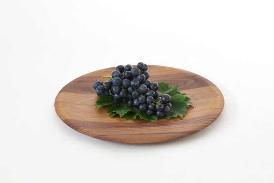 Wooden plate. Produced by czech company SITUS.