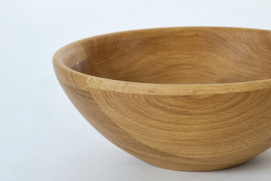 Bowl from massive wood. Produced by czech family company SITUS.