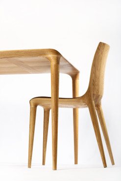 Kvalitní jídelní stůl a židle z masivu. Designový nábytek do jídelny. Vyrobeno českou rodinnou firmou SITUS