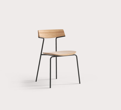 Lehká, kovová a stohovatelná židle