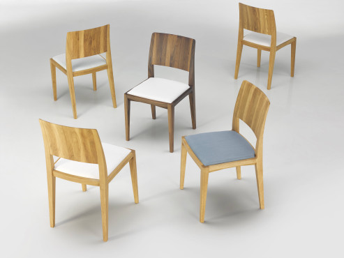 Pohodlné jídelní židle z masivu. Kvalitní český nábytek. Vyrobeno rodinnou firmou SITUS.